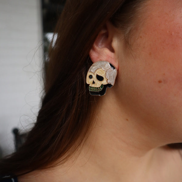 Skully Studs