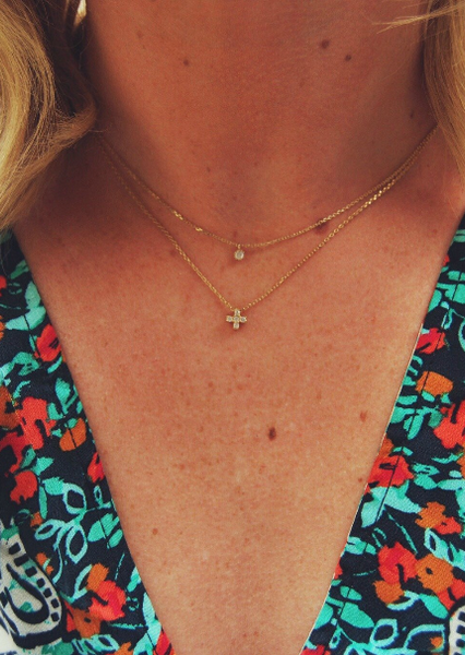 Dainty Cross